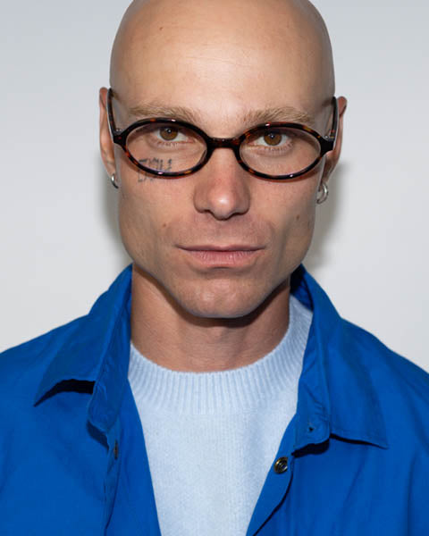 THE BESSETTE BLU LIGHT